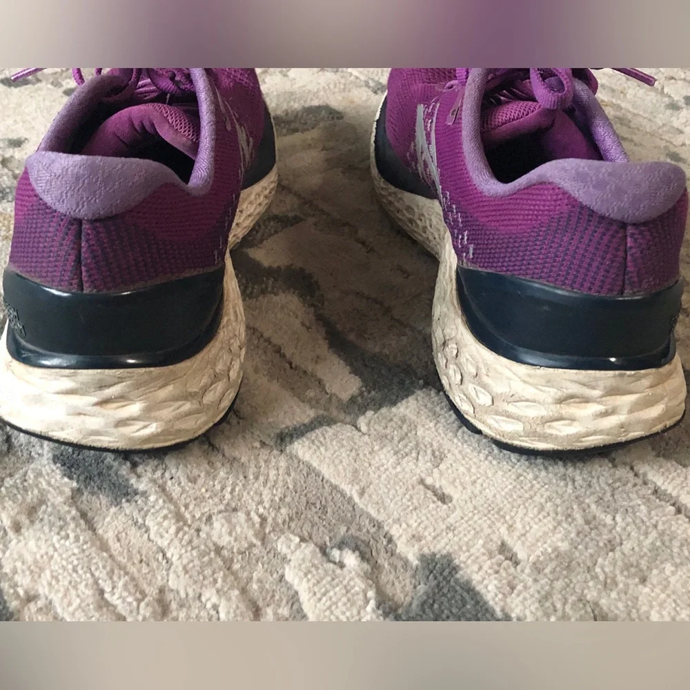 Purple New Balance 880 Running Shoes Fresh Foam size 7.5
